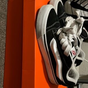 Men’s new school vans size 5